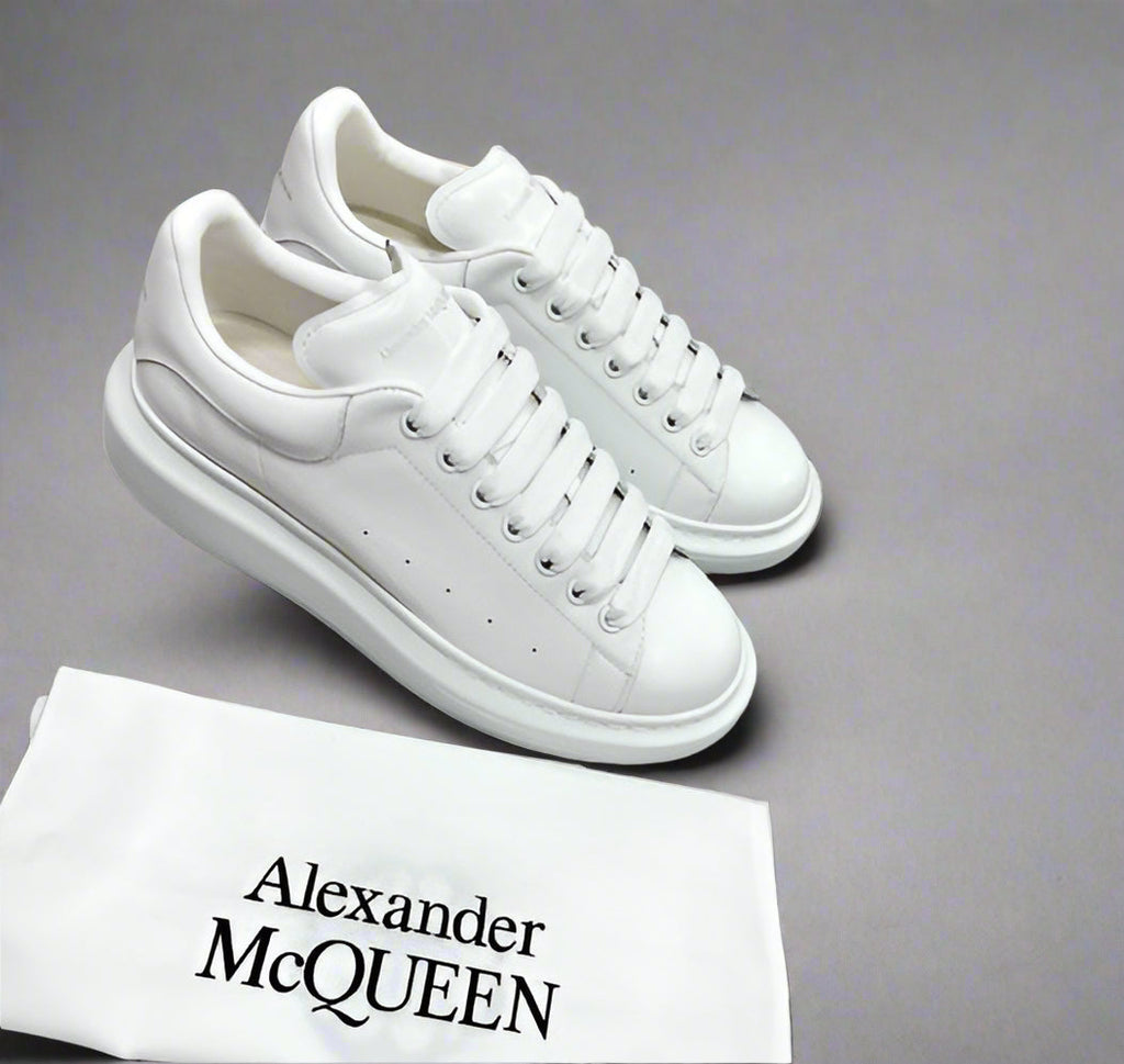 Adidași Alexander McQueen Club Edition