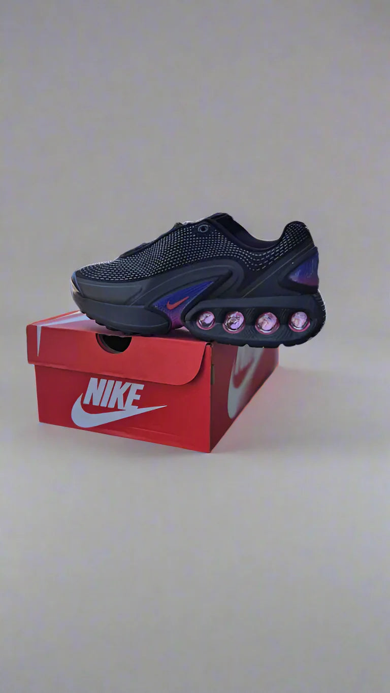 Adidași Nike PFM – Energie Urbană și Stil Futurist la Fiecare Pas