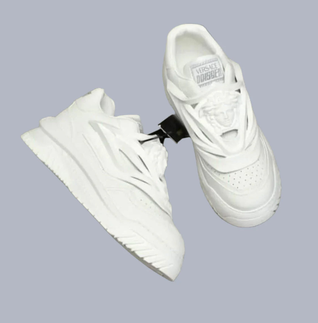 Adidași Versace Odissea – Futurism Italian cu ADN de Lux