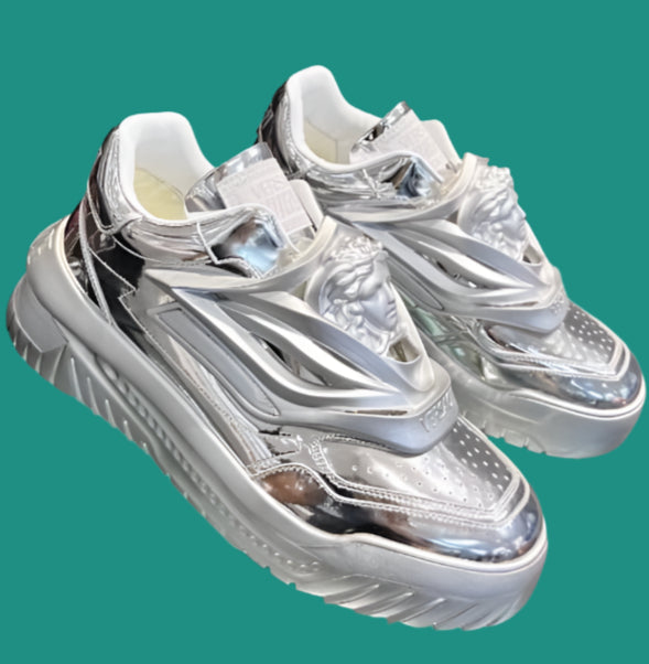 Adidași Versace Odissea – Futurism Italian cu ADN de Lux