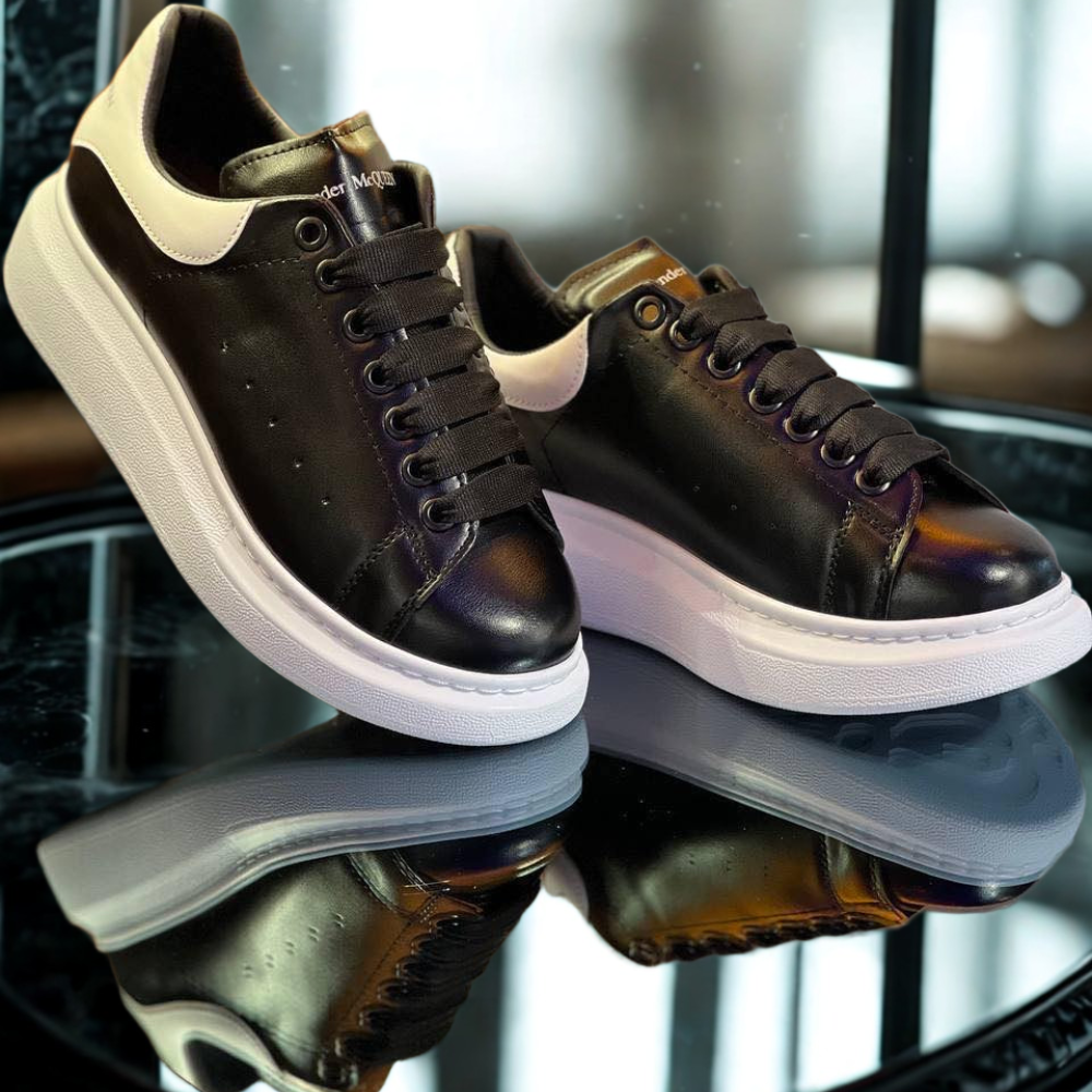 Adidași Alexander McQueen pentru Damă – Eleganță Contemporană