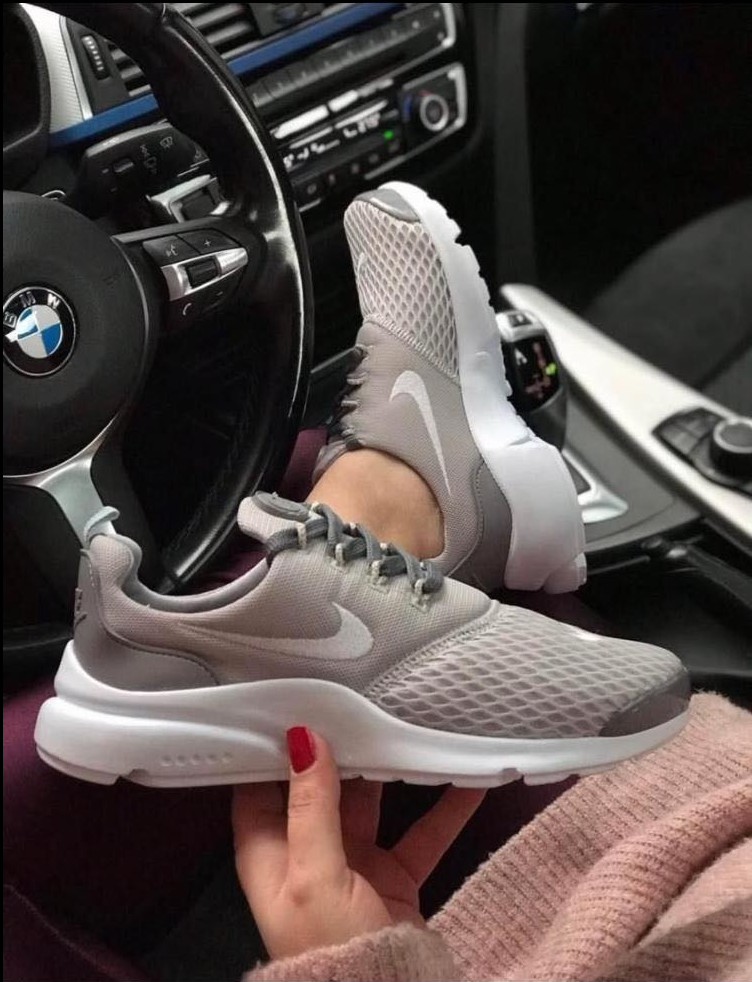 Adidași Nike Air Presto, Gri Deschis