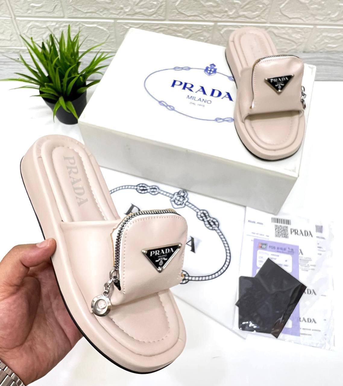 Papuci Prada – Eleganță Minimalistă în Alb Pur